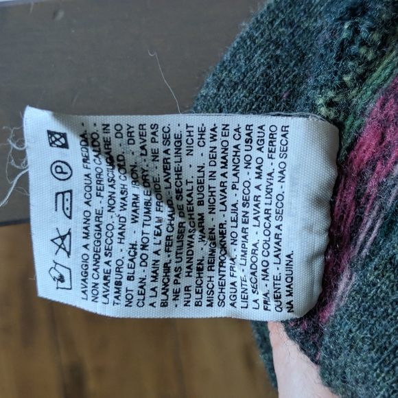 Cozy wool cardigan sweater - Picture 6 of 7